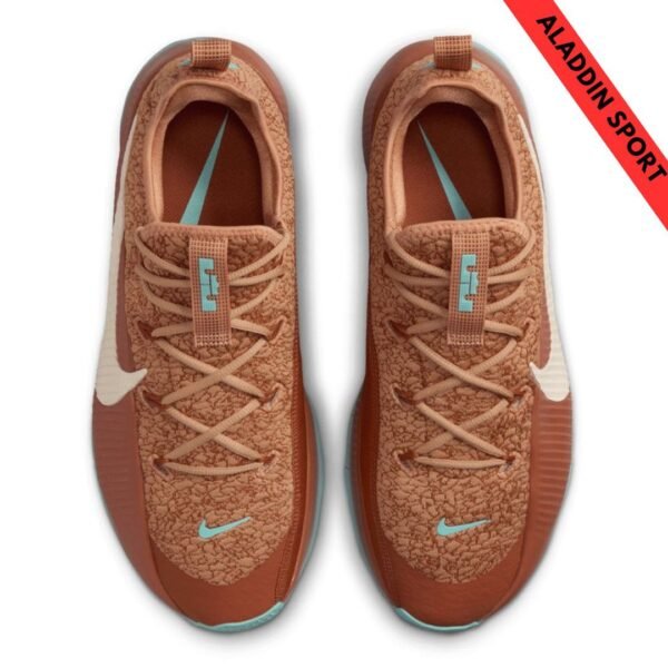 NIKE LEBRON TR 1
